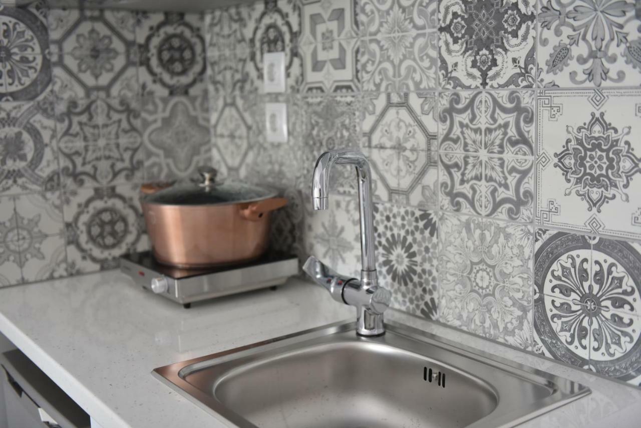 Ilion Luxury Apartments أسبروبالتا المظهر الخارجي الصورة